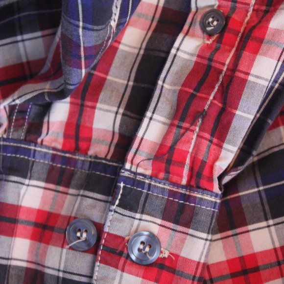 Guess(R)  Classic Sportswear Men's Red, White & Blue 100% Small cotton shirt - Picture 7 of 10